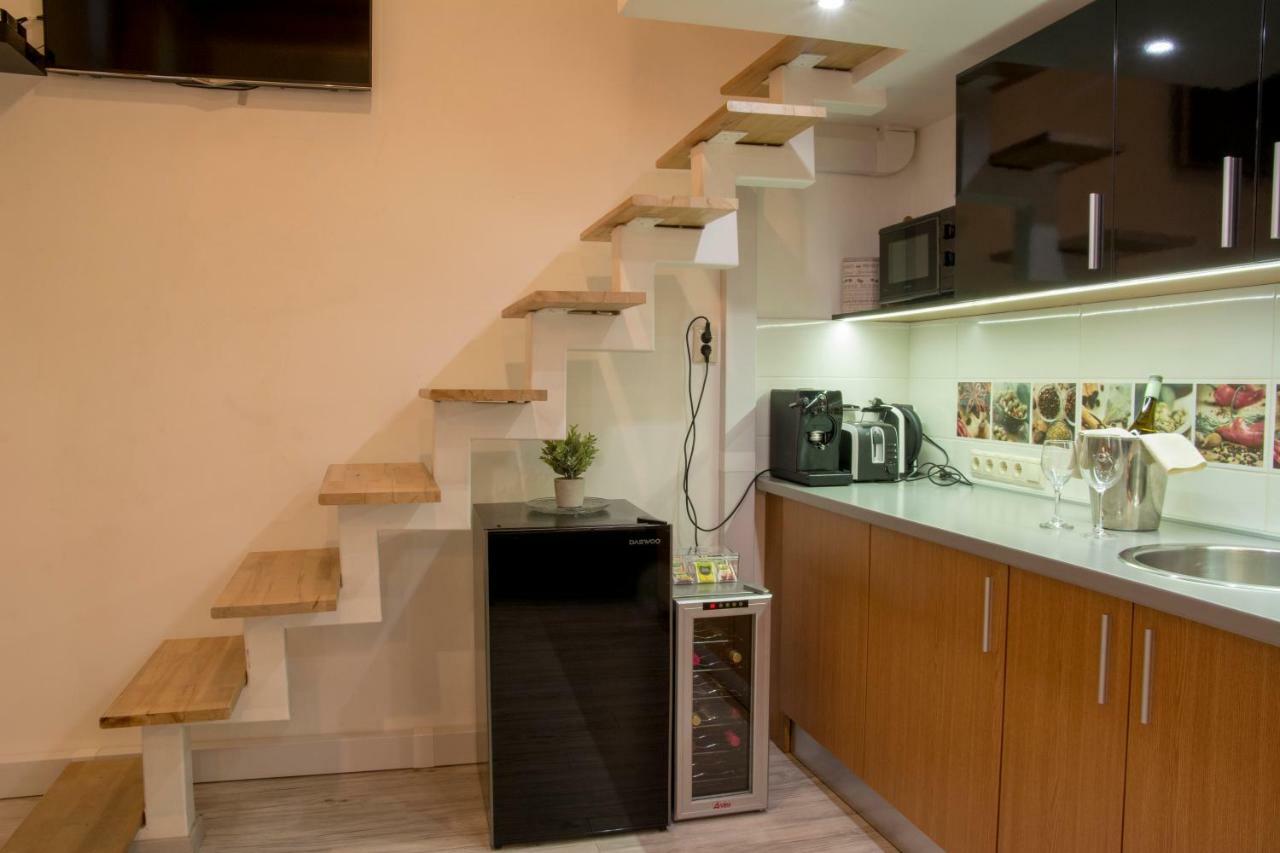 Walkway Apartment Deluxe Budapeste Exterior foto